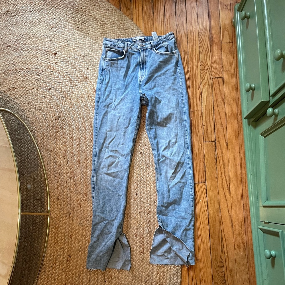 Zara 8 Long slit bottom jeans